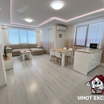 Тристаен апартамент в Асеновград - 90 кв.м за 5 €/кв.м - Снимка #1