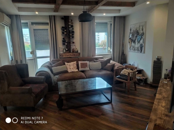 Мезонет в Пловдив, Кършияка - 190 кв.м за 1579 €/кв.м - Снимка #1