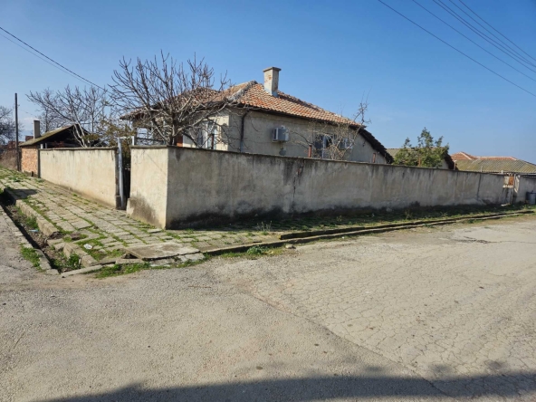 Къща в с. Болярци, Област Пловдив - 112 кв.м за 865 €/кв.м - Снимка #1