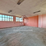 Дава се под наем Промишлена сграда в Асеновград - 388 кв.м за 765 € - Снимка #1