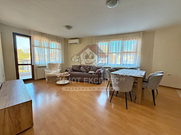 Дава се под наем Тристаен апартамент в Асеновград - 90 кв.м за 382.5 € - Снимка #1