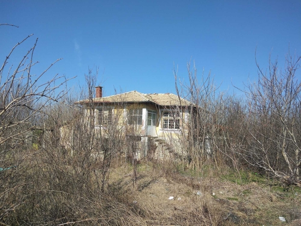 Къща в с. Зетьово, Област Стара Загора - 125 кв.м за 104 €/кв.м - Снимка #1