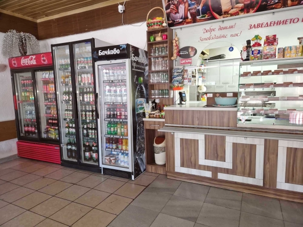 Заведение в Плевен, Индустриална зона - Запад - 424 кв.м за 944 €/кв.м - Снимка #1