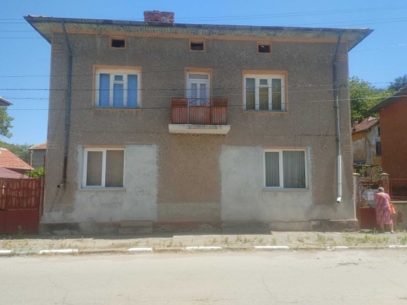 Къща в с. Беглеж, Област Плевен - 140 кв.м за 91 €/кв.м - Снимка #1