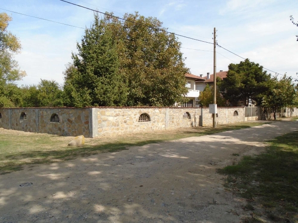 Къща в с. Горна Росица, Област Габрово - 340 кв.м за 780 €/кв.м - Снимка #1