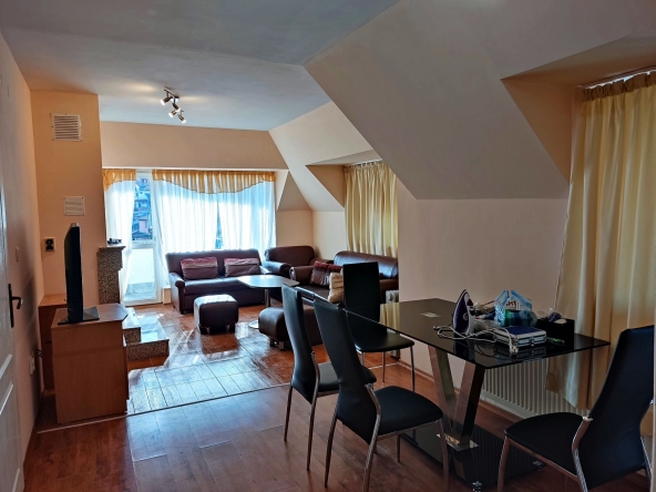 Дава се под наем Тристаен апартамент в Пловдив, Каменица 1 - 110 кв.м за 663 € - Снимка #1