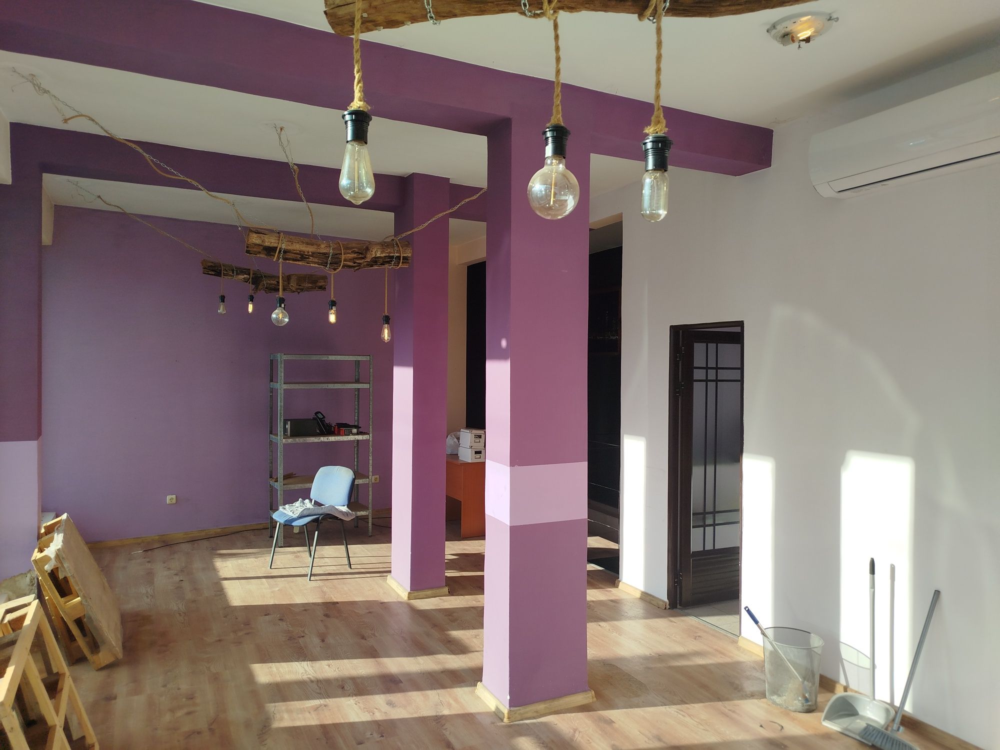 Дава се под наем Магазин в Бургас, Възраждане - 60 кв.м за 178.5 € - Снимка #1