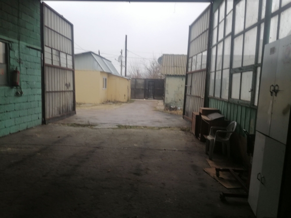 Къща в с. Разделна, Област Варна - 800 кв.м за 96 €/кв.м - Снимка #1