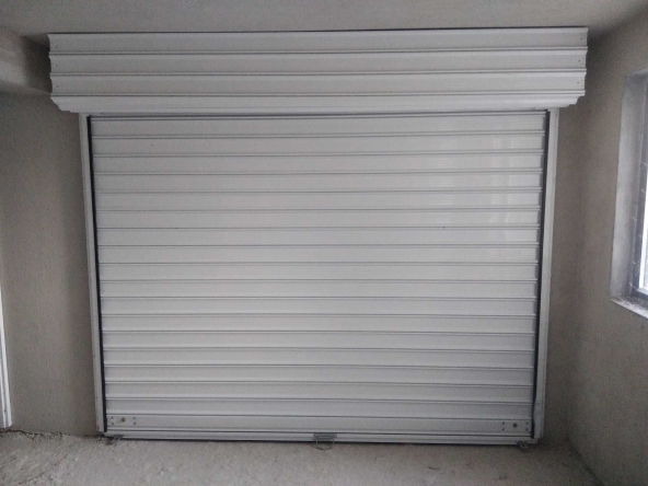 Дава се под наем Гараж / Паркомясто в Кърджали, Възрожденци - 20 кв.м за 51 € - Снимка #1