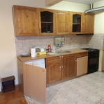 Дава се под наем Тристаен апартамент в Пазарджик, Център - 80 кв.м за 280.5 € - Снимка #1