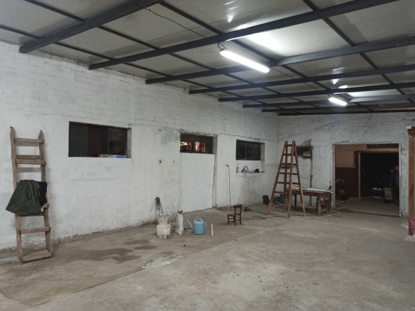 Дава се под наем Склад в Пловдив, Въстанически - 150 кв.м за 459 € - Снимка #1