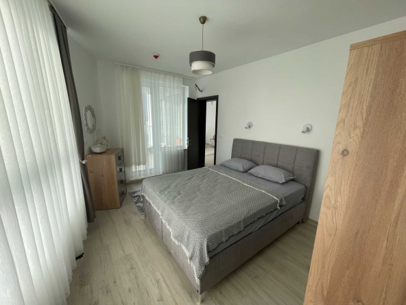 Дава се под наем Двустаен апартамент в Бургас, Славейков - 60 кв.м за 700 € - Снимка #1