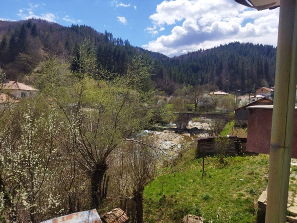 Двустаен апартамент в с. Могилица, Област Смолян - 80 кв.м за 438 €/кв.м - Снимка #1