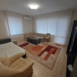 Дава се под наем Двустаен апартамент в Търговище, Център - 40 кв.м за 204 € - Снимка #1