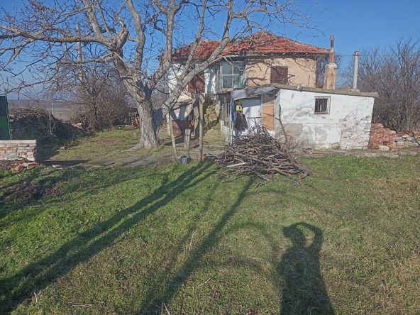 Къща в Карнобат - 80 кв.м за 179 €/кв.м - Снимка #1