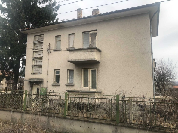 Къща в Полски Тръмбеш - 92 кв.м за 544 €/кв.м - Снимка #1