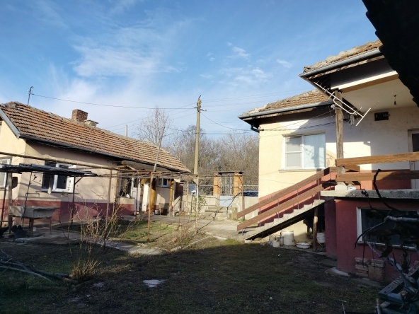 Къща в с. Ерден, Област Монтана - 54 кв.м за 898 €/кв.м - Снимка #1