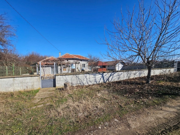 Къща в с. Бохот, Област Плевен - 120 кв.м за 221 €/кв.м - Снимка #1