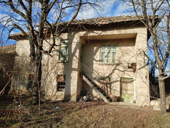 Къща в Шумен, Болницата - 160 кв.м за 351 €/кв.м - Снимка #1