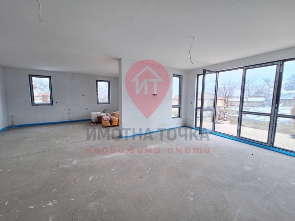 Къща в Асеновград - 420 кв.м за 474 €/кв.м - Снимка #1