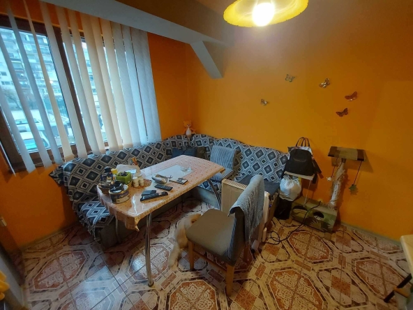 Тристаен апартамент в Търговище, Запад 2 - 76 кв.м за 1128 €/кв.м - Снимка #1