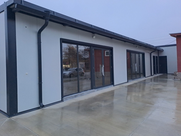 Дава се под наем Офис в Раковски - 70 кв.м за 510 € - Снимка #1