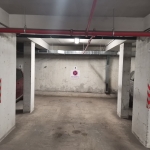 Дава се под наем Гараж / Паркомясто в Варна, Централна поща - 16 кв.м за 102 € - Снимка #1