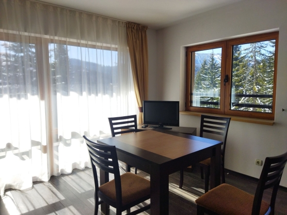 Двустаен апартамент в к.к. Пампорово - 69 кв.м за 1885 €/кв.м - Снимка #1