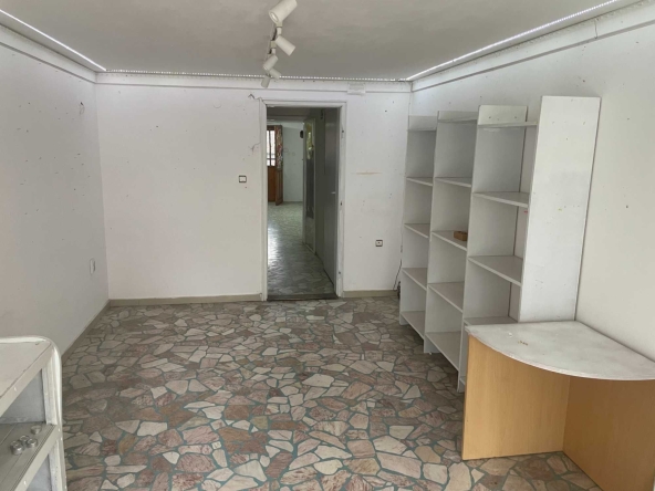 Дава се под наем Офис в Бургас, Възраждане - 45 кв.м за 114.75 € - Снимка #1