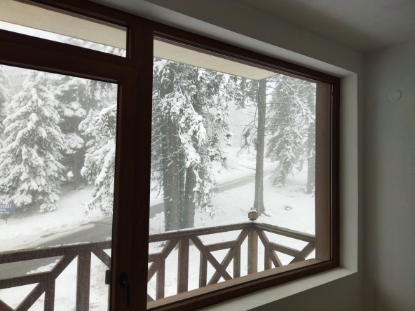 Тристаен апартамент в к.к. Пампорово - 70 кв.м за 699 €/кв.м - Снимка #1