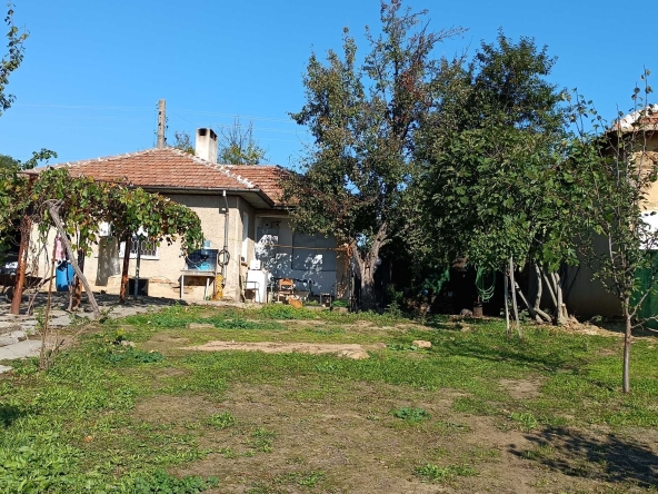 Къща в с. Черни бряг, Област Търговище - 64 кв.м за 319 €/кв.м - Снимка #1