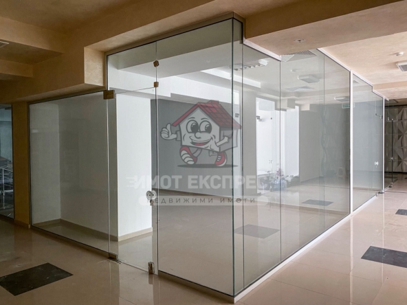 Магазин в Асеновград - 20 кв.м за 1326 €/кв.м - Снимка #1