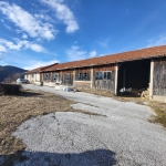 Промишлена сграда в с. Момчиловци, Област Смолян - 1470 кв.м за 140 €/кв.м - Снимка #1