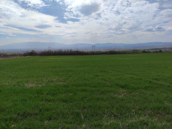 Земеделски имот в София, 7-ми 11-ти километър -  кв.м за 6000 €/дка - Снимка #1