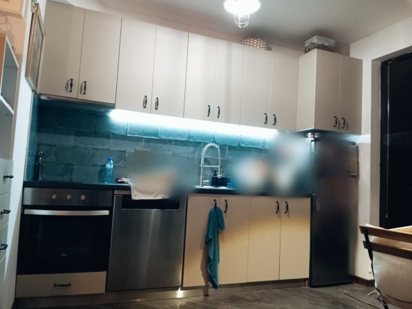 Дава се под наем Двустаен апартамент в Пловдив, Кършияка - 66 кв.м за 498.27 € - Снимка #1