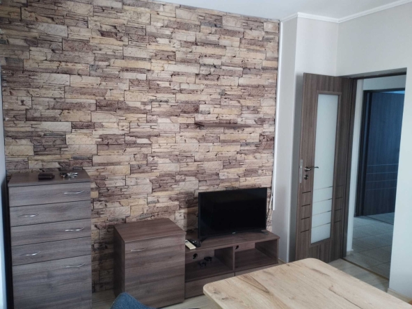 Дава се под наем Етаж от къща в Пловдив, Западен - 75 кв.м за 638.01 € - Снимка #1