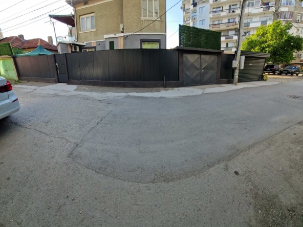 Етаж от къща в Добрич, Център - 130 кв.м за 1770 €/кв.м - Снимка #1