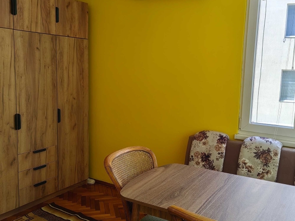 Дава се под наем Двустаен апартамент в Русе, Здравец - 50 кв.м за 255 € - Снимка #1