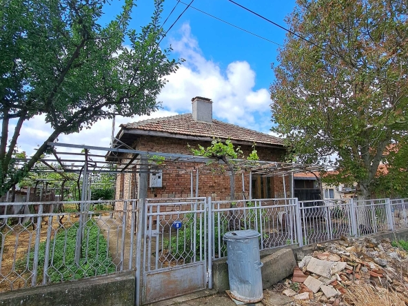 Къща в Тервел - 54 кв.м за 661 €/кв.м - Снимка #1