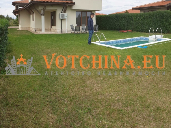 Къща в Балчик - 139 кв.м за 1224 €/кв.м - Снимка #1