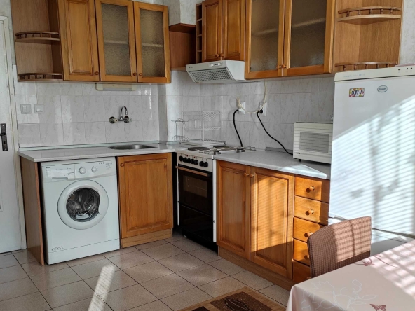 Дава се под наем Едностаен апартамент в Русе, Чародейка - Юг - 44 кв.м за 178.5 € - Снимка #1