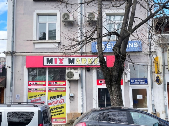 Офис в Севлиево - 500 кв.м за 600 €/кв.м - Снимка #1