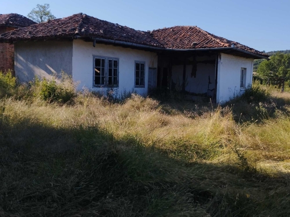 Къща в с. Боринци, Област Сливен - 80 кв.м за 113 €/кв.м - Снимка #1