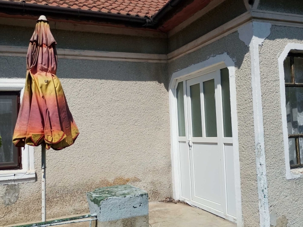 Къща в Генерал Тошево - 120 кв.м за 292 €/кв.м - Снимка #1