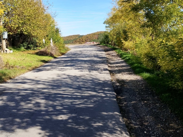 Парцел в Търговище, Център - 1600 кв.м за 4 €/кв.м - Снимка #1