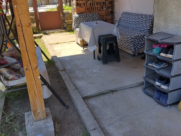 Къща в Луковит - 220 кв.м за 455 €/кв.м - Снимка #1