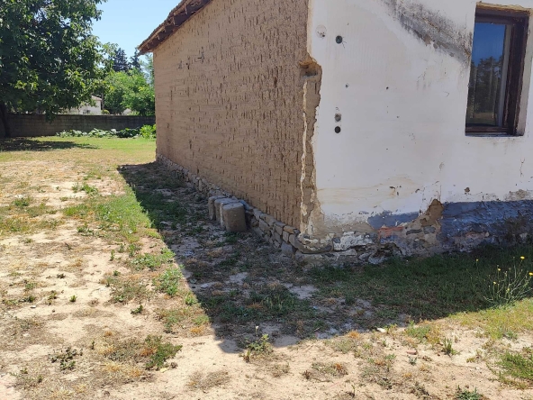 Къща в Бургас, Изгрев - 49 кв.м за 1021 €/кв.м - Снимка #1