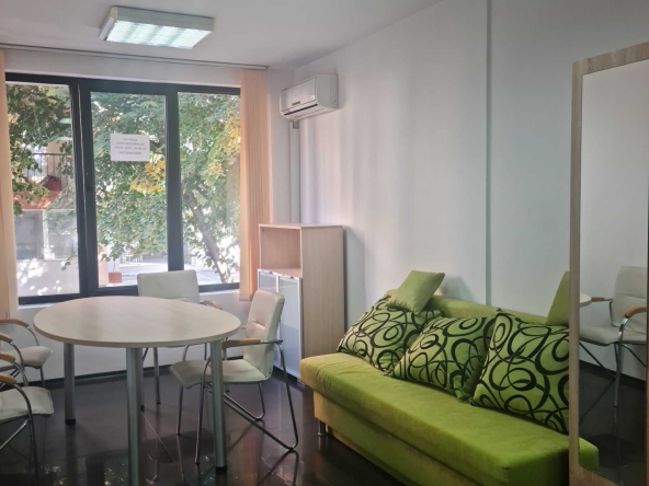 Дава се под наем Офис в Несебър - 30 кв.м за 2040 € - Снимка #1