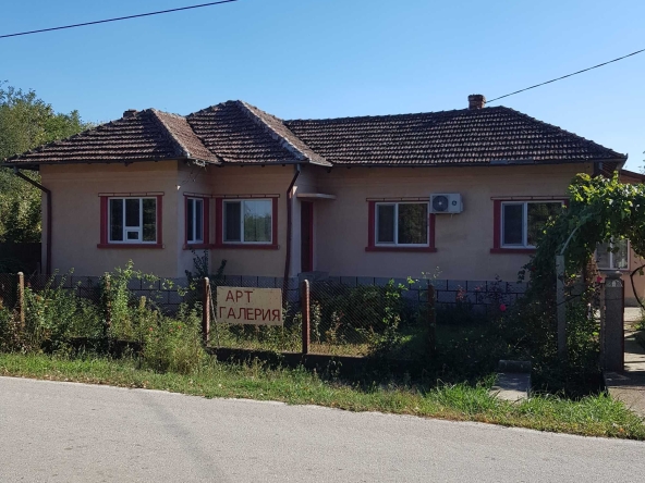 Къща в с. Попина, Област Силистра - 120 кв.м за 517 €/кв.м - Снимка #1