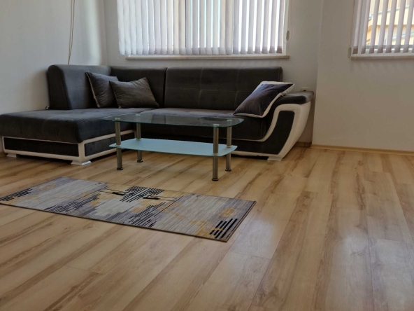 Тристаен апартамент в Стара Загора, Аязмото - 99 кв.м за 1213 €/кв.м - Снимка #1